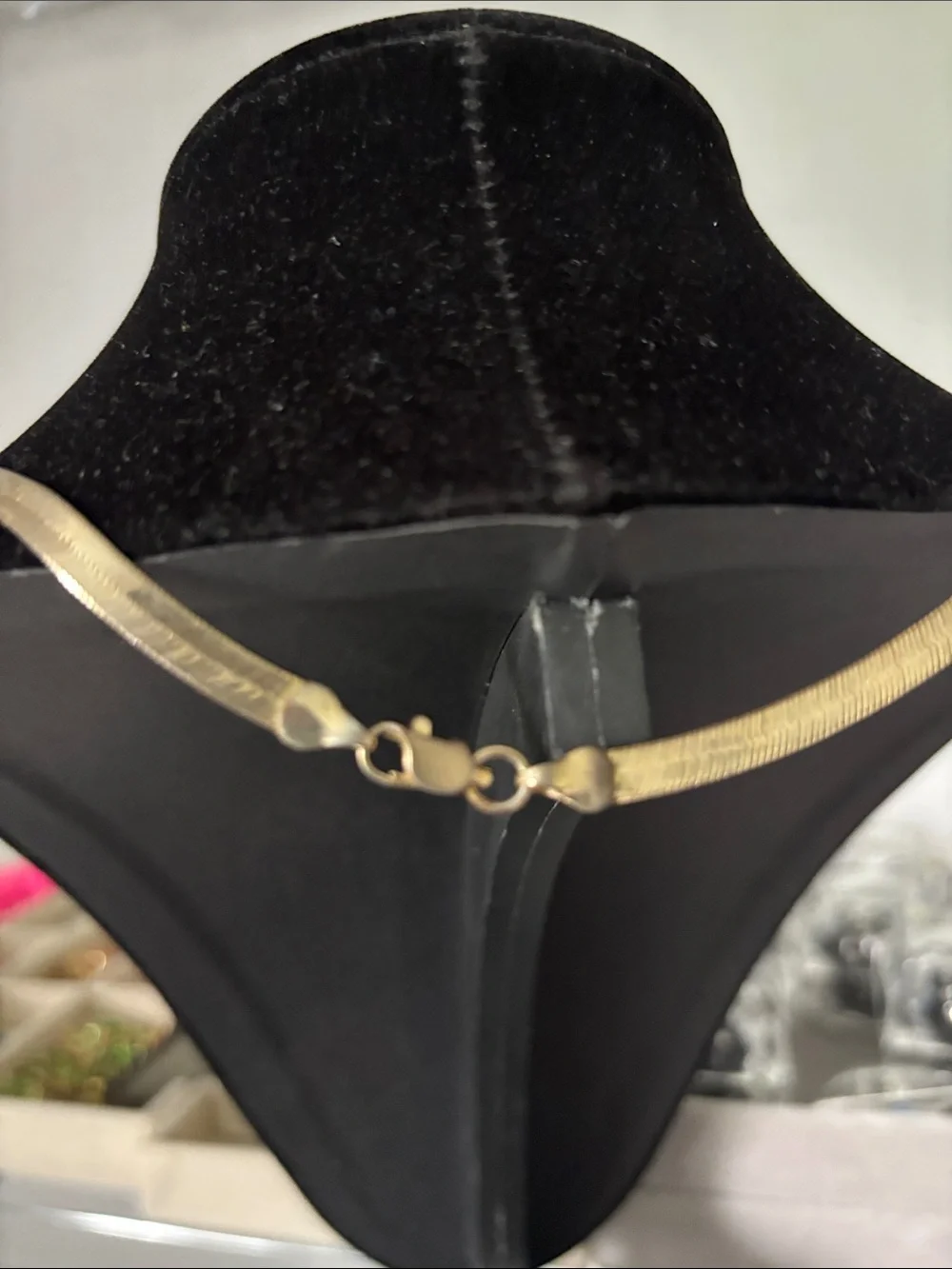 N/A elegant gold